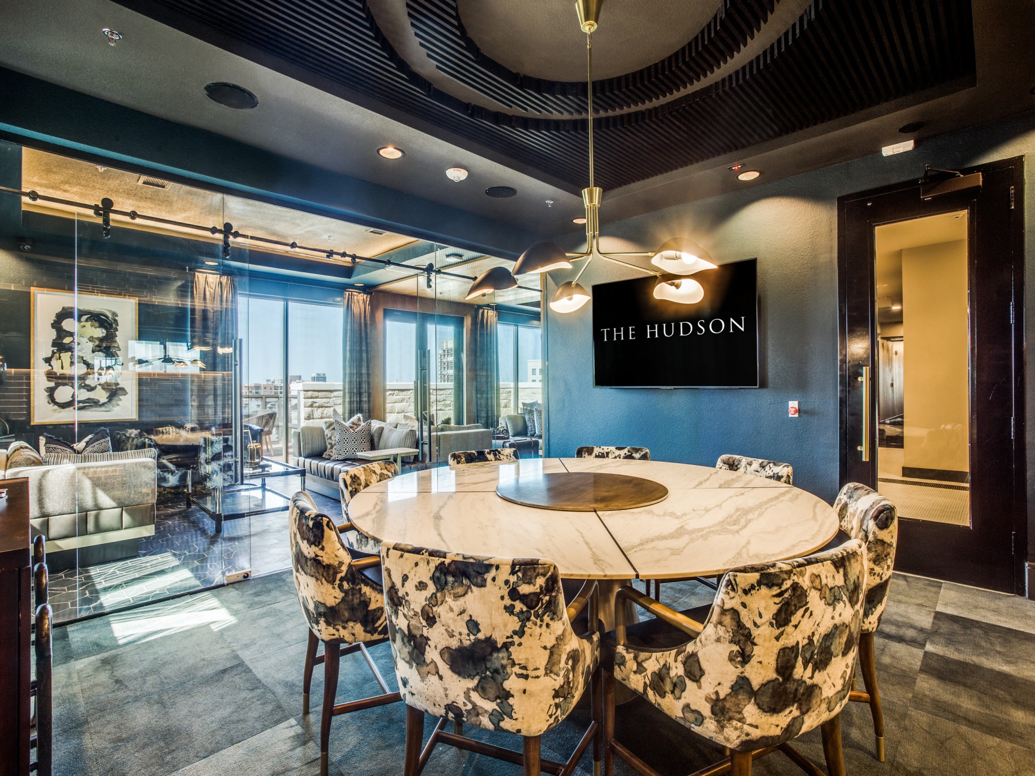 Photos and Video of The Hudson Dallas Apartments in Dallas, TX